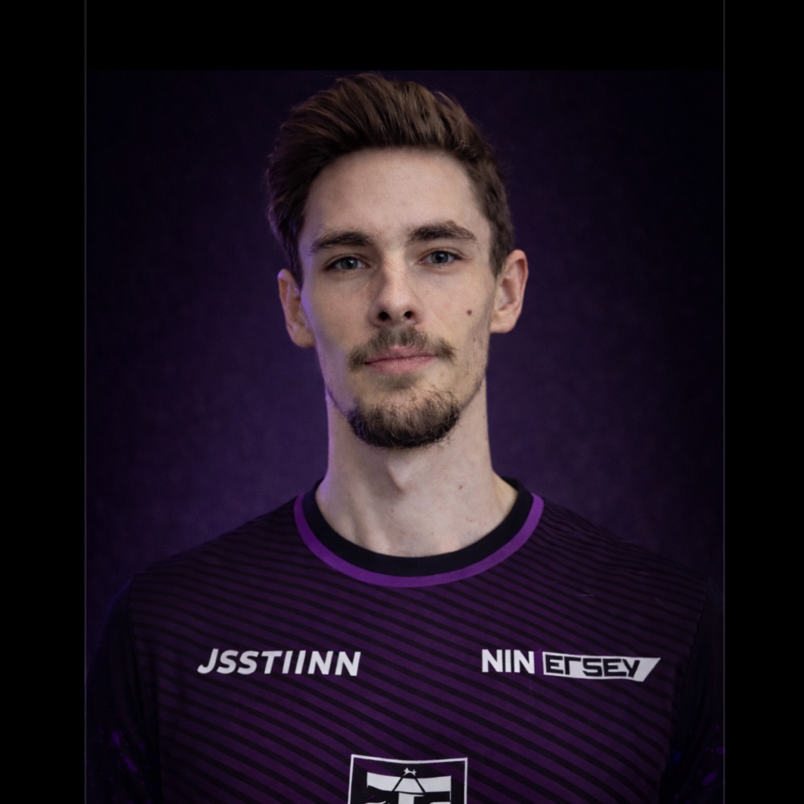 Jsstiinn